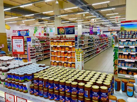 How Grocers Are Linking Value With Health and Wellness