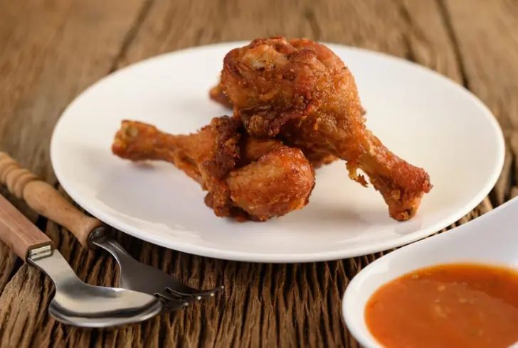 A plate of fried chicken - one of the Ozempic foods you should avoid